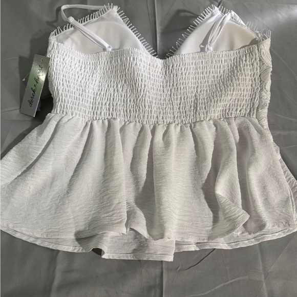 Derek Heart White Lace Peplum Camisole - Picture 5 of 10